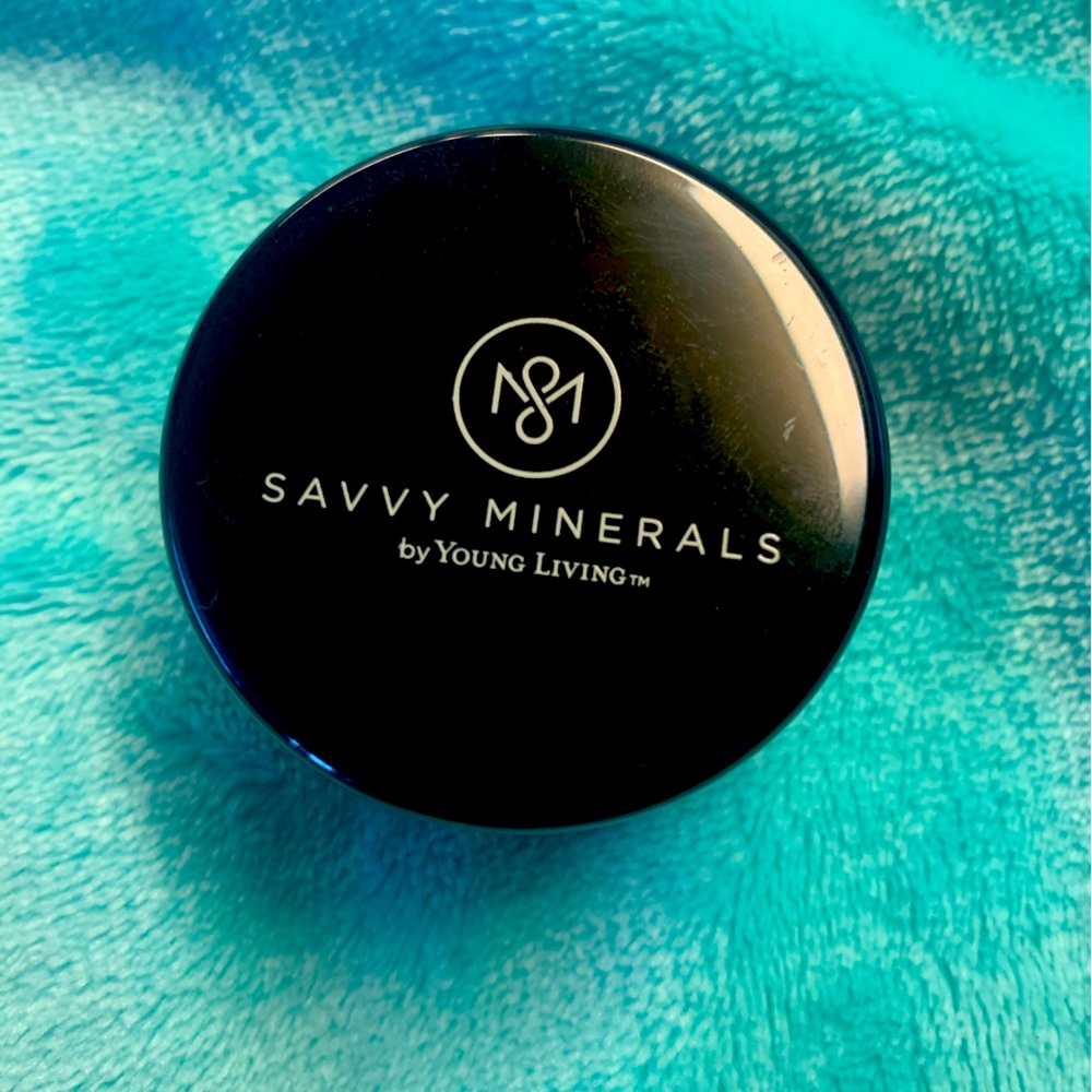 Savvy minerals by Young living blush - smashing